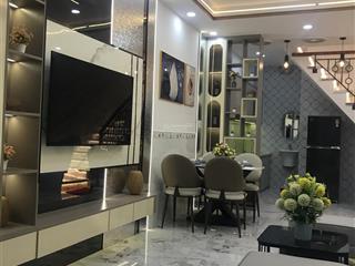 Nhà đẹp mới về vị trí cực đẹp  xe hơi đỗ cửa. đối diện trường mầm non sóc nâu tiện ích đ