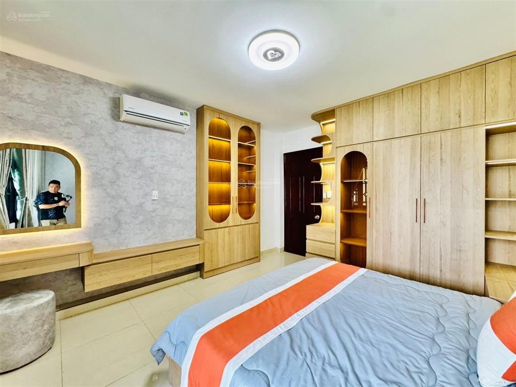 Nhà mới ở ngay  gần trục thống nhất  đường số 4  dt 54m2 x 3 tầng đúc + mái btct, giá 5.4 tỷ