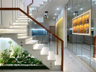 Nhà đẹp xây mới 100%  vào ở ngay đông hưng thuận quận 12  tặng full nội thất gần chợ cầu quang