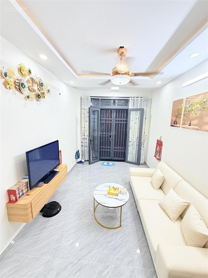 Chủ giảm còn 3,95 tỷ, đã giảm 200tr còn tl. siêu phẩm hxh trung tâm tân bình khu sân bay, 30m2 2 t