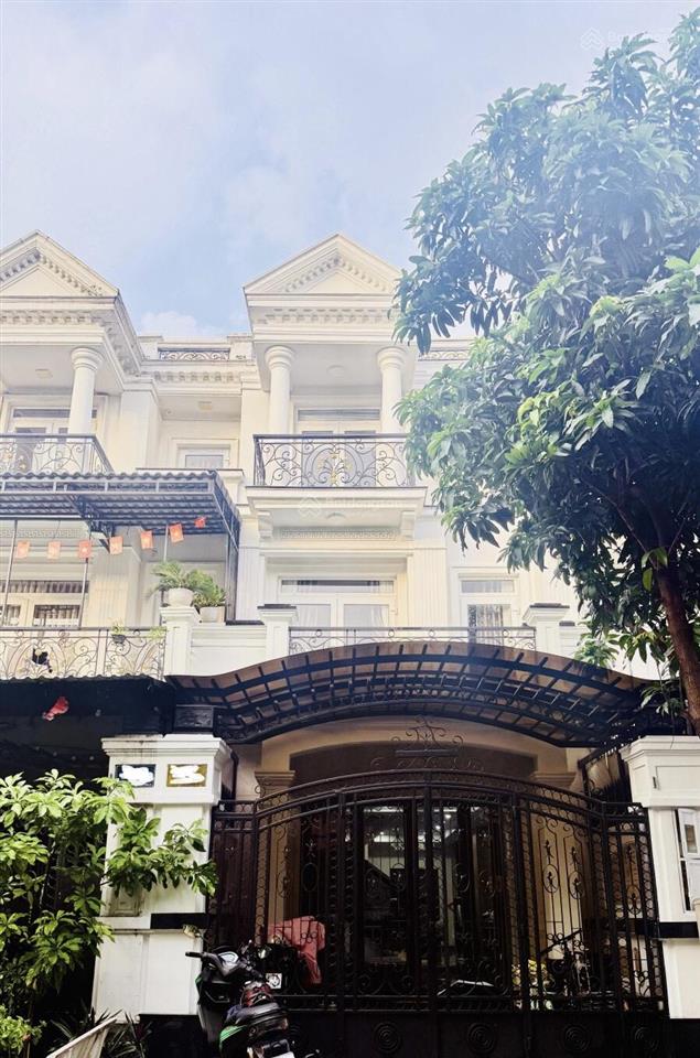 Mặt tiền đường số 6 khu cityland garden hill vị trí vip không gian sống đẳng cấp.