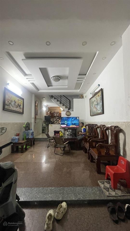 Nhà 4 tầng khu phân lô đồng bộ đường 8m có lề ô tô ngủ trong nhà 9,6 tỷ!