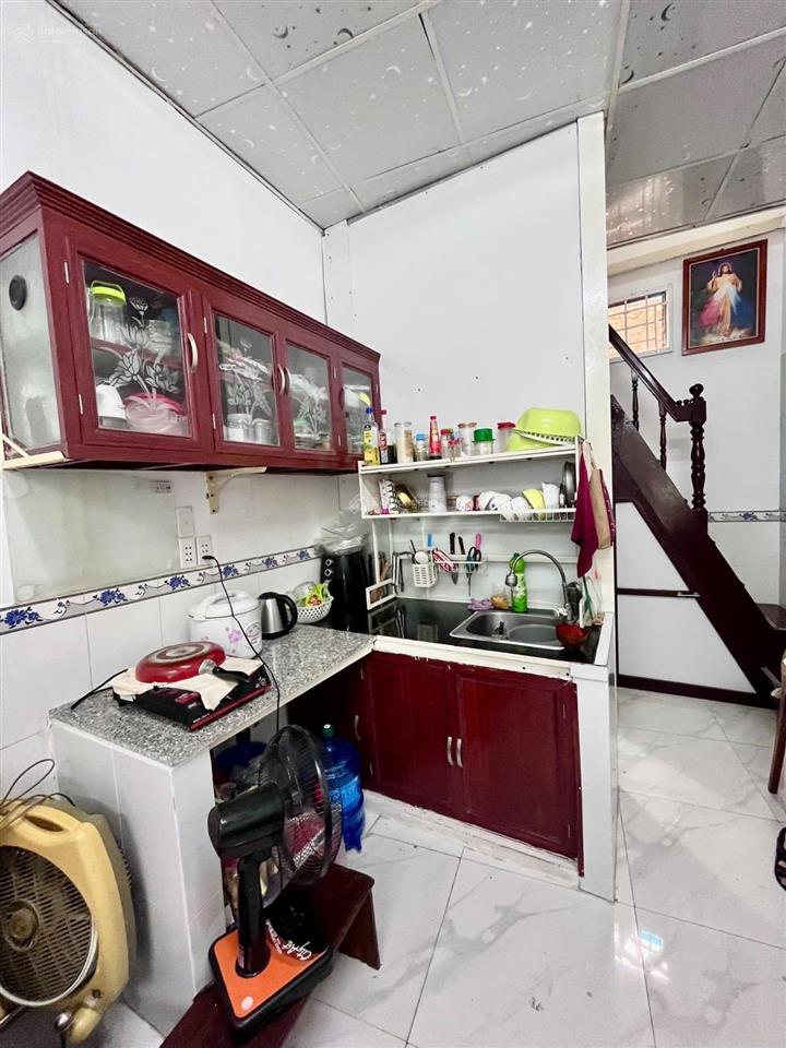 Hiếm nhất thị trường  giá tốt khu vực mô tả
+ hiện trạng 1 trệt 1 lầu, còn mới. chủ mới có thể d