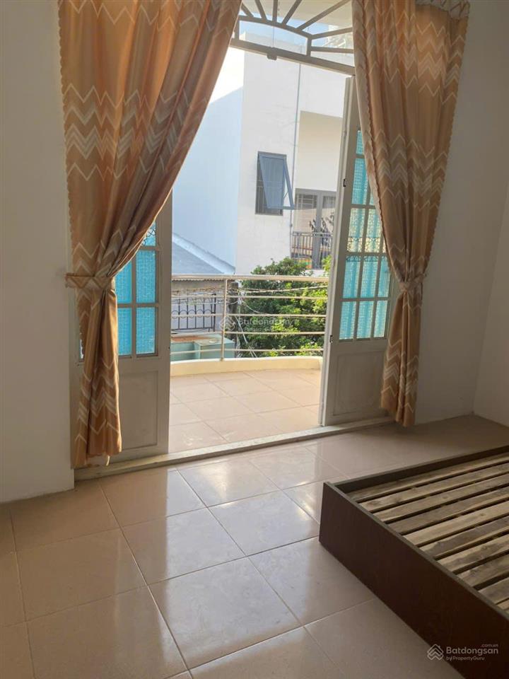 Cho thuê nhà nguyên căn, hẻm xe hơi