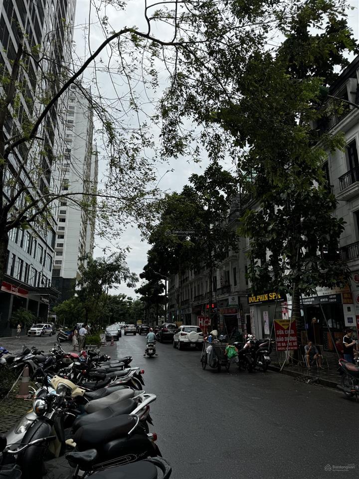 Mới ra  hàng hiếm  shophouse embassy 120m2  49,9 tỷ   0978 025 ***