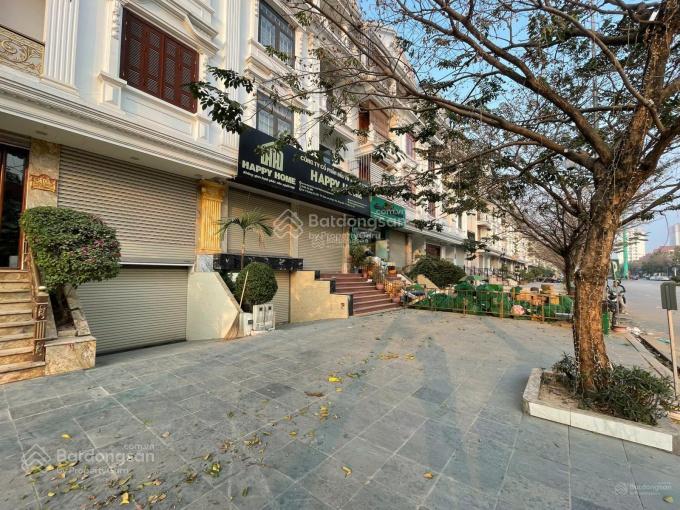 Cần tiền gấp  bán nhanh shophouse đường 40m  35 tỷ  128m2   0978 025 ***