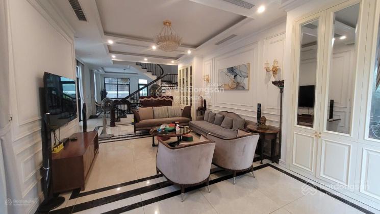 Mới ra  biệt thự mỹ đình 2  200m2  40 tỷ   0978 025 ***