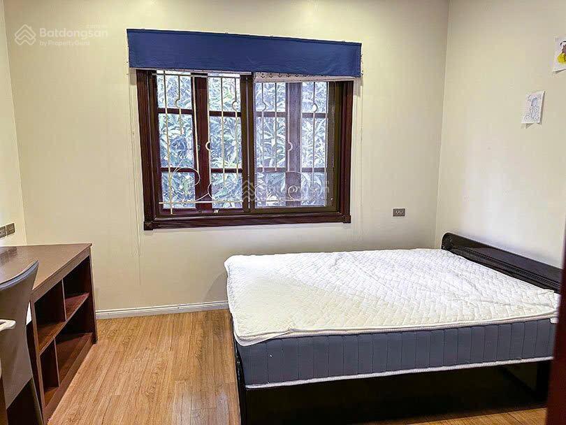 Mới ra  biệt thự dịch vọng  200m2  40 tỷ   0978 025 ***