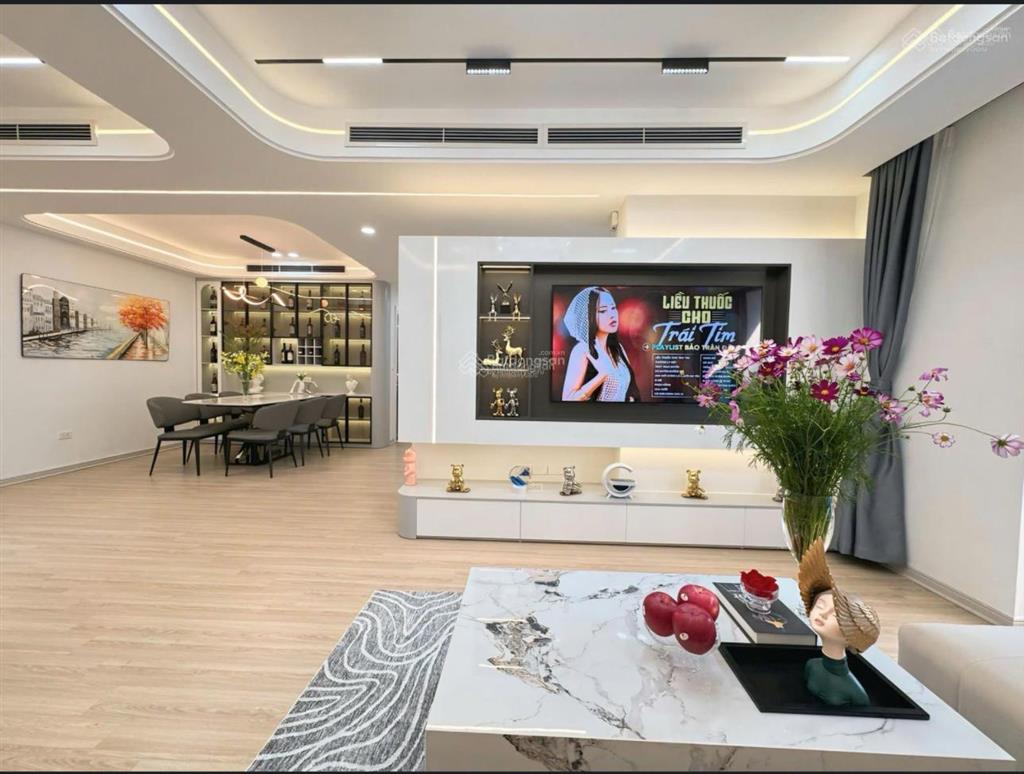 Mới ra  căn 3 ngủ  cần tiền bán gấp  12 tỷ   0978 025 ***