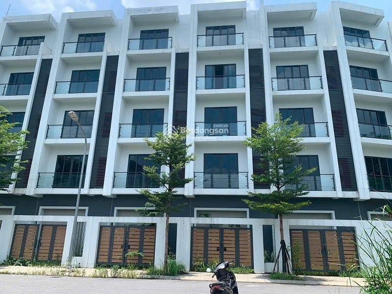 Bán gấp liền kề phú diễn  80m2  22 tỷ   0902 238 ***