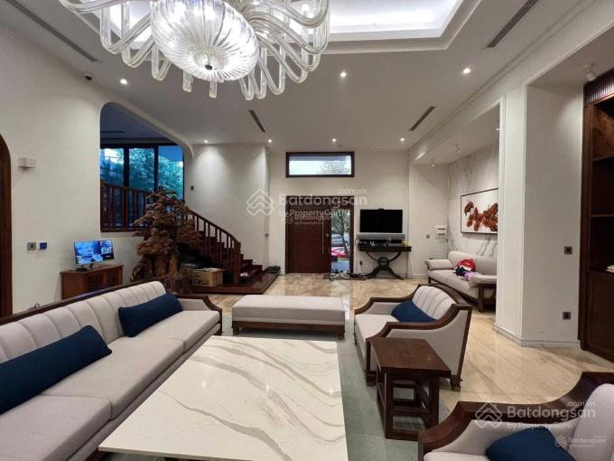 Mới ra  bt vinhomes green bay  150m2  43 tỷ  bán nhanh   0978 025 ***
