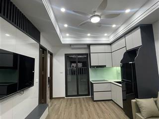 Bán gấp căn hai ngủ hai vệ sinh hai ban công tầng đẹp toà hồng hà