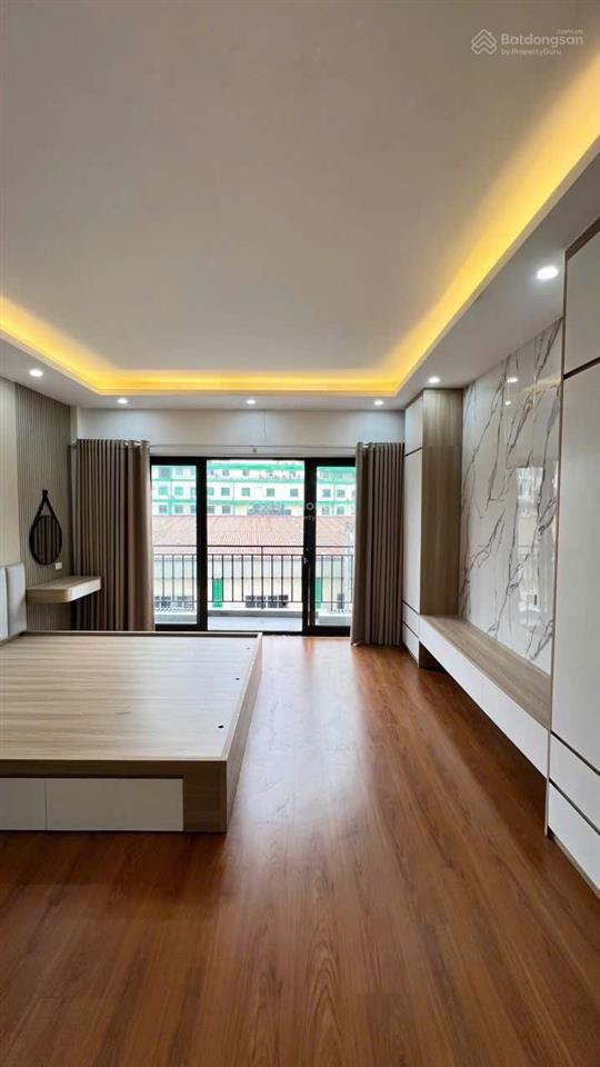 Phân lô ngọc hồi, 7 tầng thang máy, ô tô ngủ trong nhà, giá nét