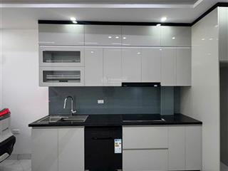 Siêu phẩm 9,9 tỷ 45m², 5 tầng  view hồ linh đàm thang máy  ô tô vào nhà  nói không với qh