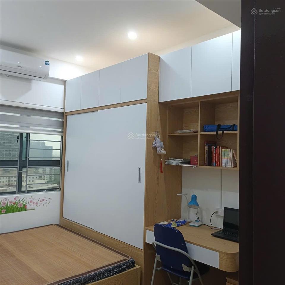 Bán căn 66m, view hồ, 2 ngủ 2 wc tầng trung đẹp, tòa vp6 bán đảo linh đàm hoàng mai