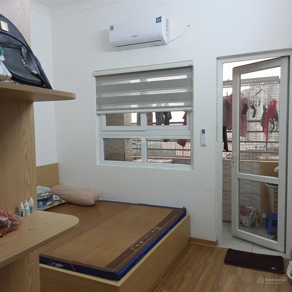 Bán căn 66m, view hồ, 2 ngủ 2 wc tầng trung đẹp, tòa vp6 bán đảo linh đàm hoàng mai