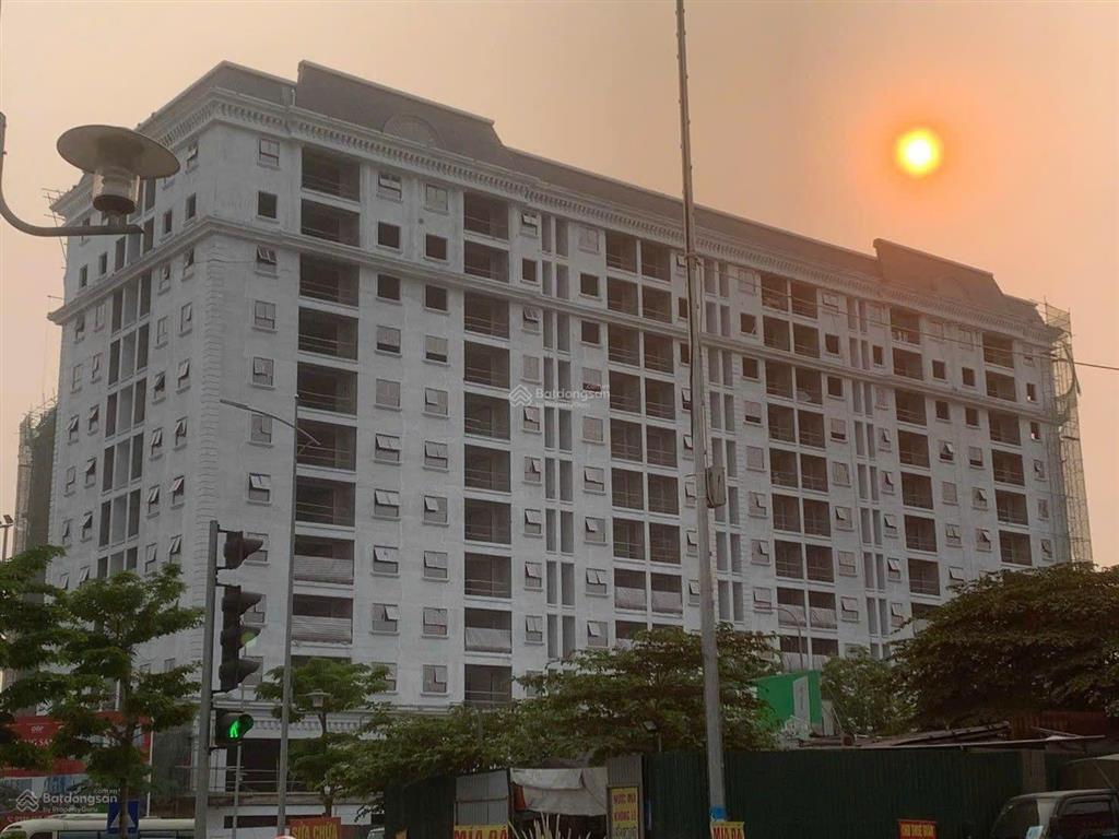 Cả dự án có đúng 10 căn. chủ nhà cần tiền bán gấp trong tuần. 3 ngủ phòng nào cũng có cửa sổ thoáng