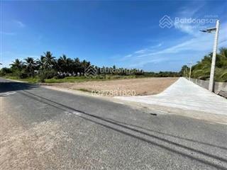 Bán đất tại đường 30/4, 680 triệu, 100m2, mặt tiền 5m, liền kề kcn long đức . tiện ích xung quanh.