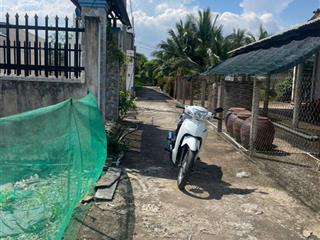 Cần bán gấp 110m2/520trieu/shr. cách q8 chỉ 20p đi xe, ngay ubnd mỹ lộc, tiện ích đủ.