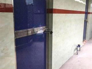 Cần sang lại 8p trọ 1ty1/255m2. pháp lí chuẩn mua bán ngay. chợ hưng long bình chánh.