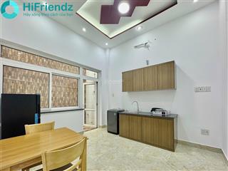 Căn hộ dịch vụ tách bếp 1 phòng ngủ  giếng trời  kdc trung sơn sát quận 8 quận 7