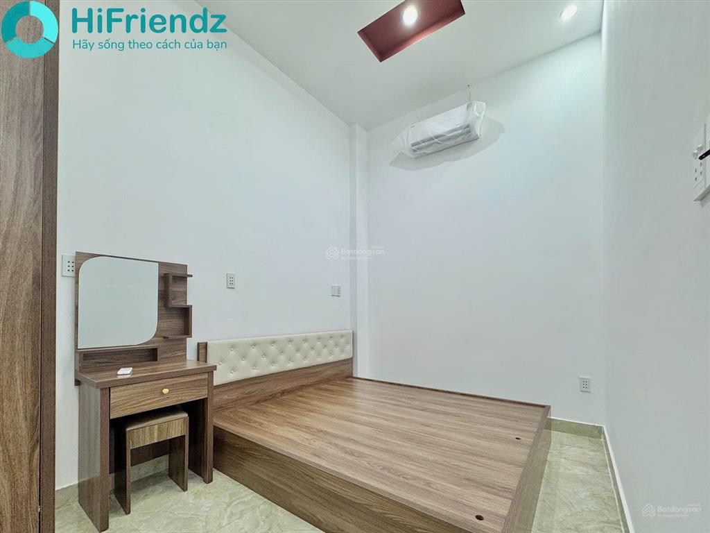 Căn hộ dịch vụ tách bếp 1 phòng ngủ  giếng trời  kdc trung sơn sát quận 8 quận 7