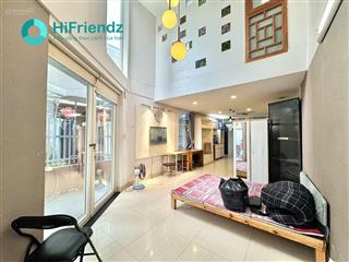 Chdv ở trệt  rộng rãi  có dàn bếp lớn  sát cầu chữ y, đi trung tâm siêu nhanh