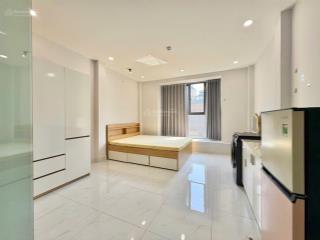 Chuẩn chdv sang xịn  máy giặt riêng  sát cầu chữ y tiện di chuyển qua quận 5.