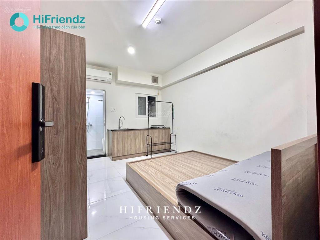 Chuẩn chdv dạng studio ngay sát cầu chánh hưng  tiện qua q5, q10.