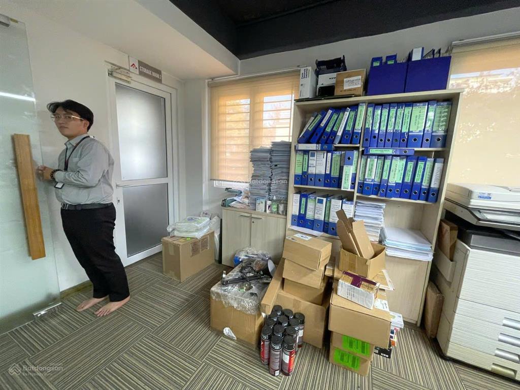 Mặt bằng kd 1 trệt 1 lầu, phù hợp mở công ty, showroom, cửa hàng  kdc trung sơn