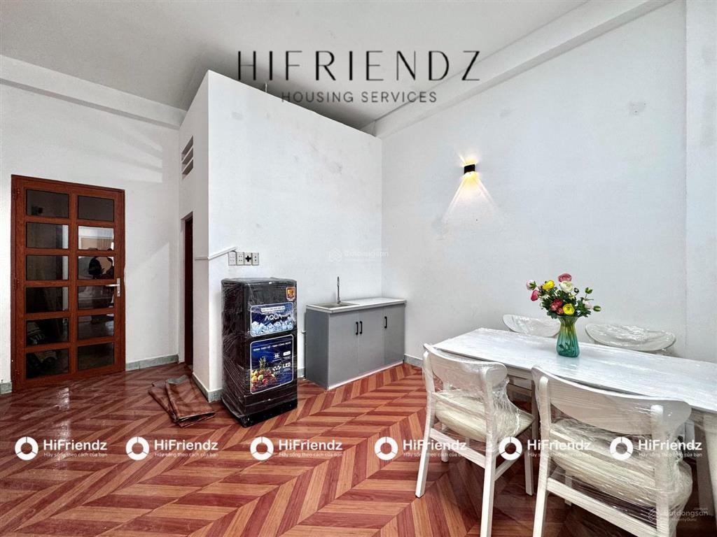 Cho thuê studio tách bếp 1pn mới 100%, ban công, full nt, sát quận 5 trung tâm