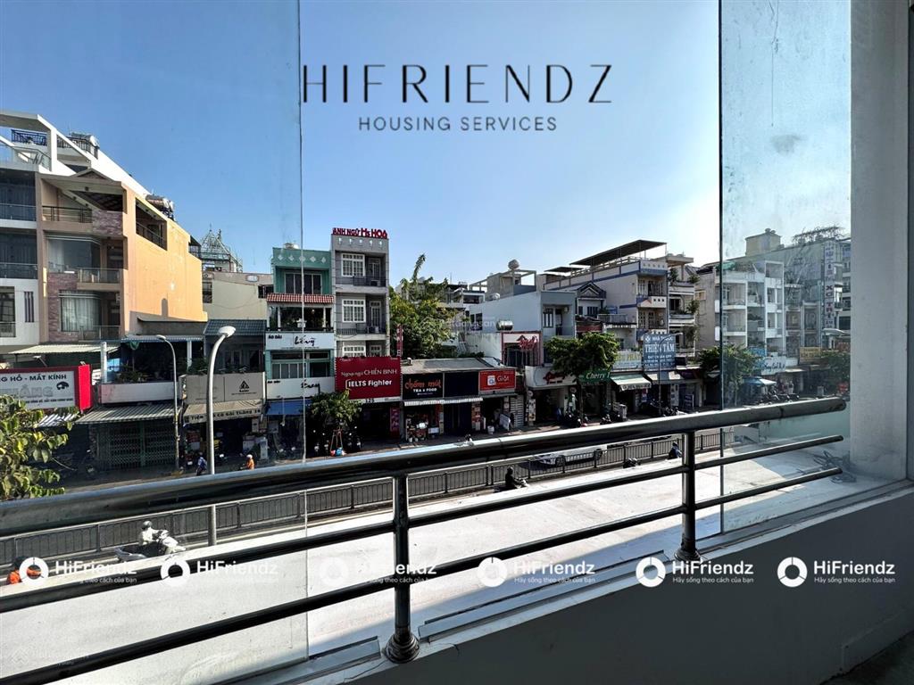 Cho thuê studio tách bếp 1pn mới 100%, ban công, full nt, sát quận 5 trung tâm