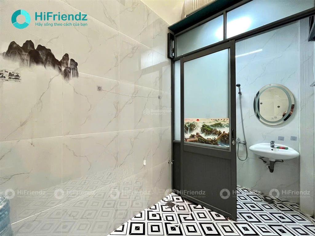 Căn hộ dịch vụ có sân sau + dàn bếp lớn siêu đẹp sát cầu nguyễn tri phương