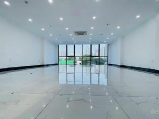 Cho thuê văn phòng tại yên xá. diện tích 120m2 giá chỉ 12tr/tháng.  0937 904 ***