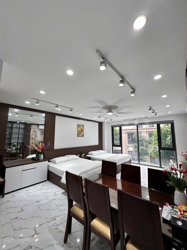 Do nhu cầu công việc em cần cho thuê lại căn nhà hoàn thiện 5 tầng full đồ