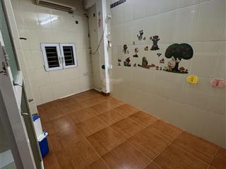 Hoàng mai 3tr/th nguyên căn 4 tầng 1 tum, 5m ra mặt đường, tiện ích không thiếu gì