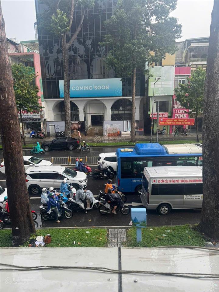 Cho thuê nhà mt ngang 8m đường trần hưng đạo phường cầu ông lãnh quận 1.(kế bên lotteria)