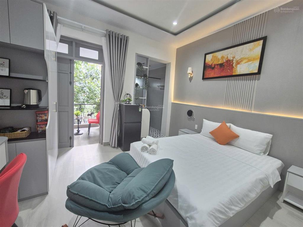 Cho thuê khách sạn 7pn full nt hẻm cô bắc p cầu ông lãnh, q1