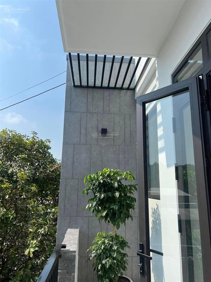 Nhà 1 trệt 1 lầu ngay trung tâm phường tân triều