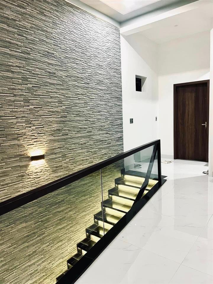 Nhà 1 trệt 1 lầu ngay trung tâm phường tân triều