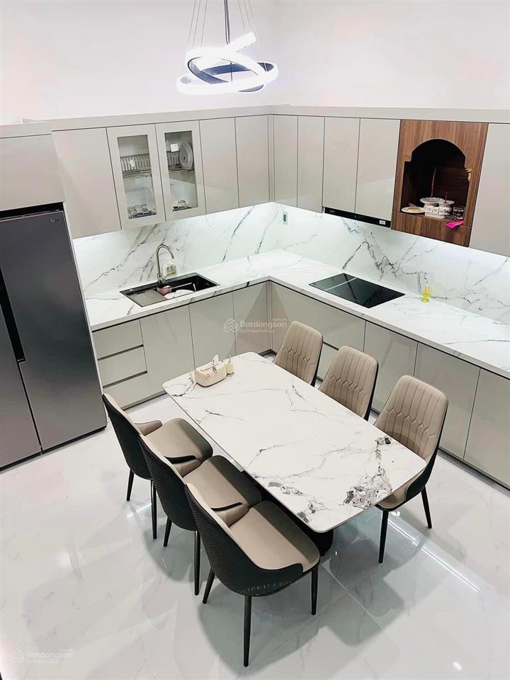 Nhà 1 trệt 1 lầu ngay trung tâm phường tân triều