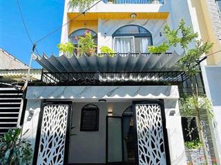 Chính chủ cần bán nhà lầu 5x20 giá chỉ 2,050 tỷ