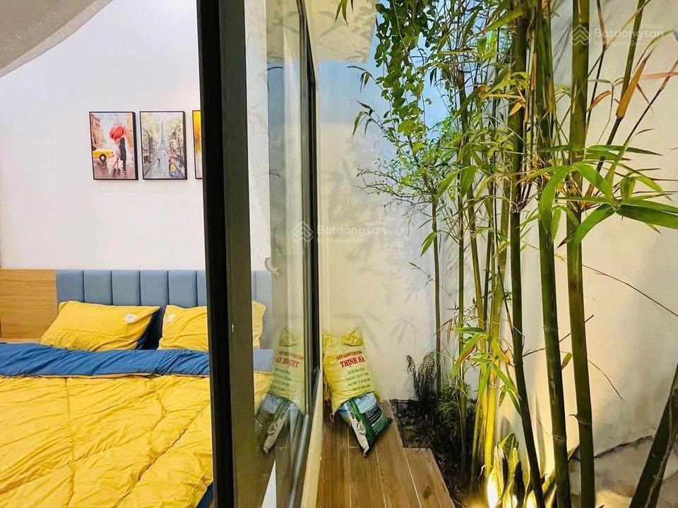 Chính chủ cần bán nhà lầu 5x20 giá chỉ 2,050 tỷ