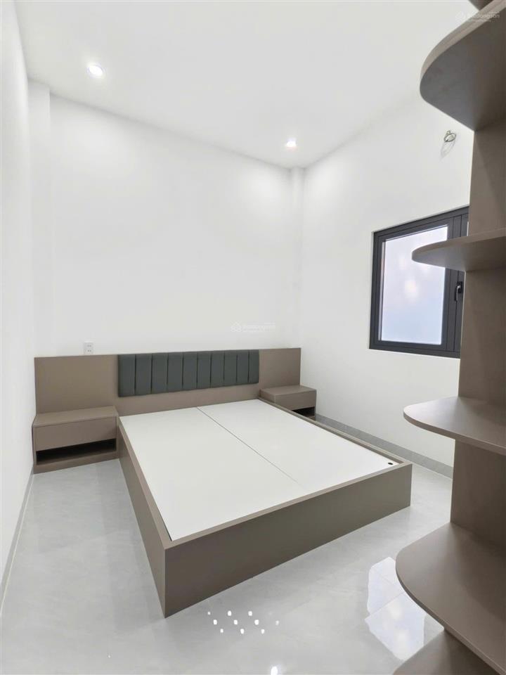 Bán nhà p. phước tân, gần cổng 11  tặng bộ nội thất 80 triệu