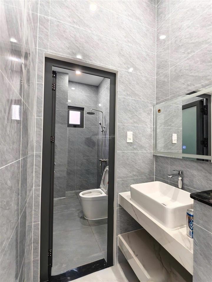 Bán nhà p. phước tân, gần cổng 11  tặng bộ nội thất 80 triệu