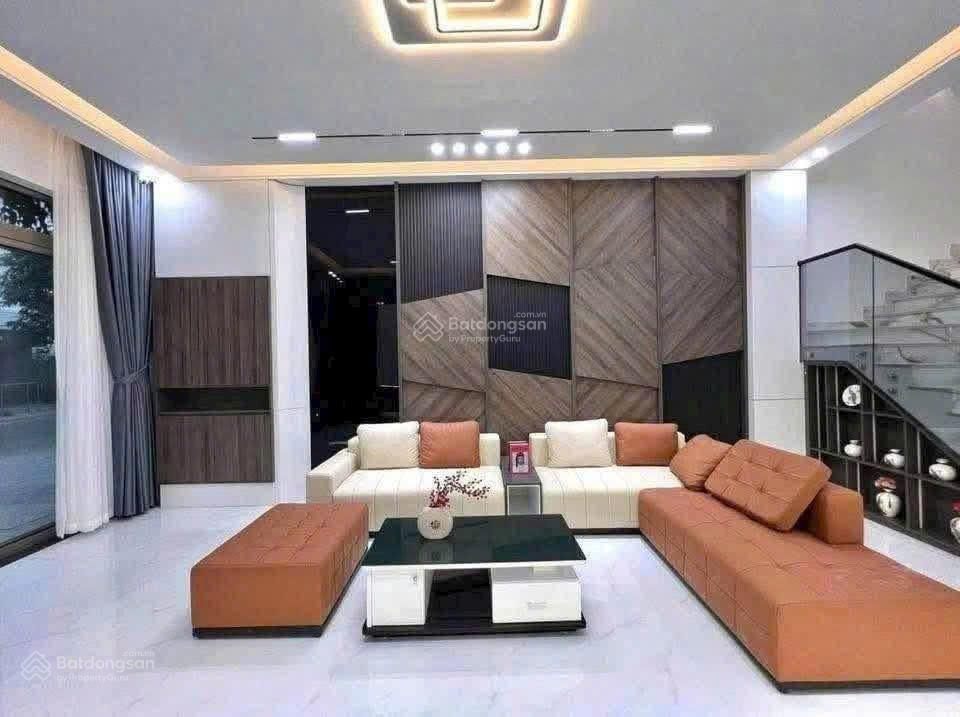 Chủ cần tiền đầu tư bán gấp nhà 5x20 mới xây ngay cuối huỳnh văn nghệ biên hoà tt 600tr vô ở ngay.