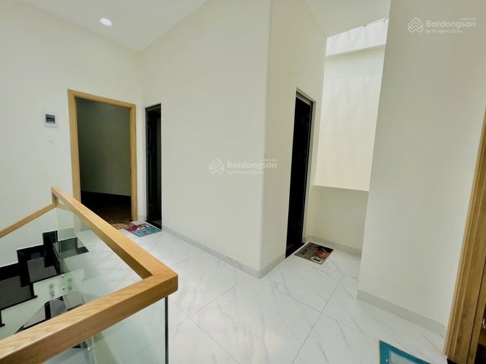 Ngộp nặng chính chủ cần bán gấp căn nhà cuối đường huỳnh văn nghệ nối dài dt768