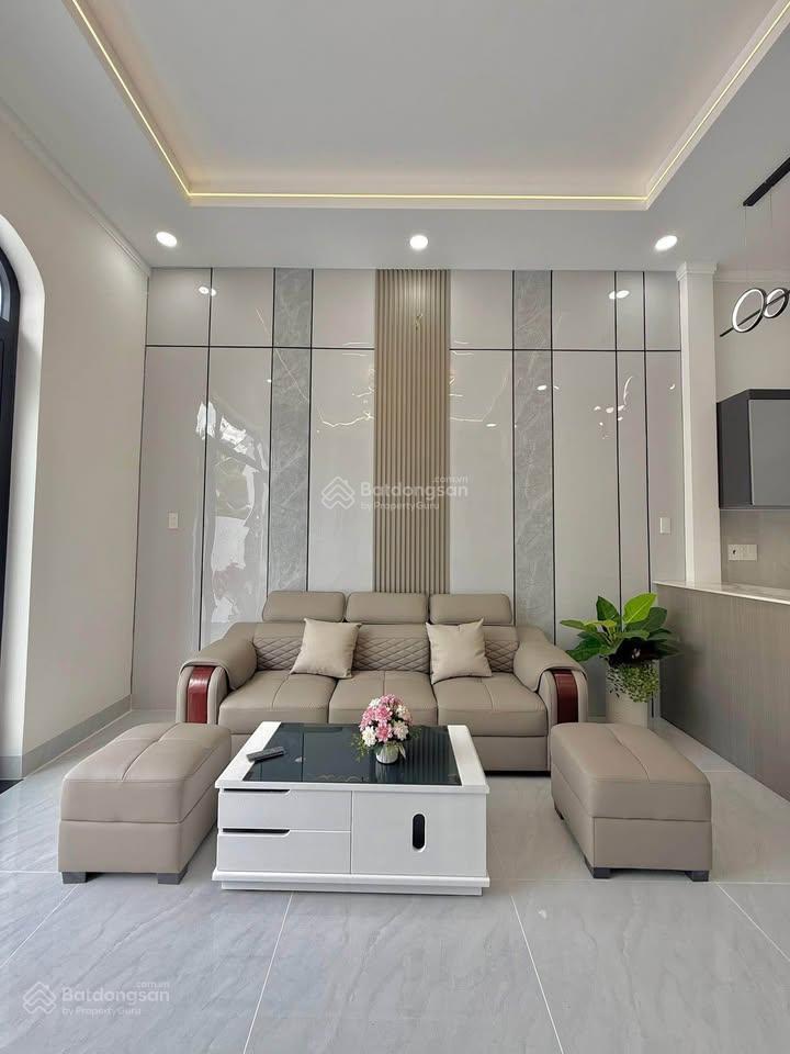 Gia đình kẹt tiền bán gấp căn nhà cấp 4 ngay cuối đường đồng khởi giá đúng 1t080 còn bớt