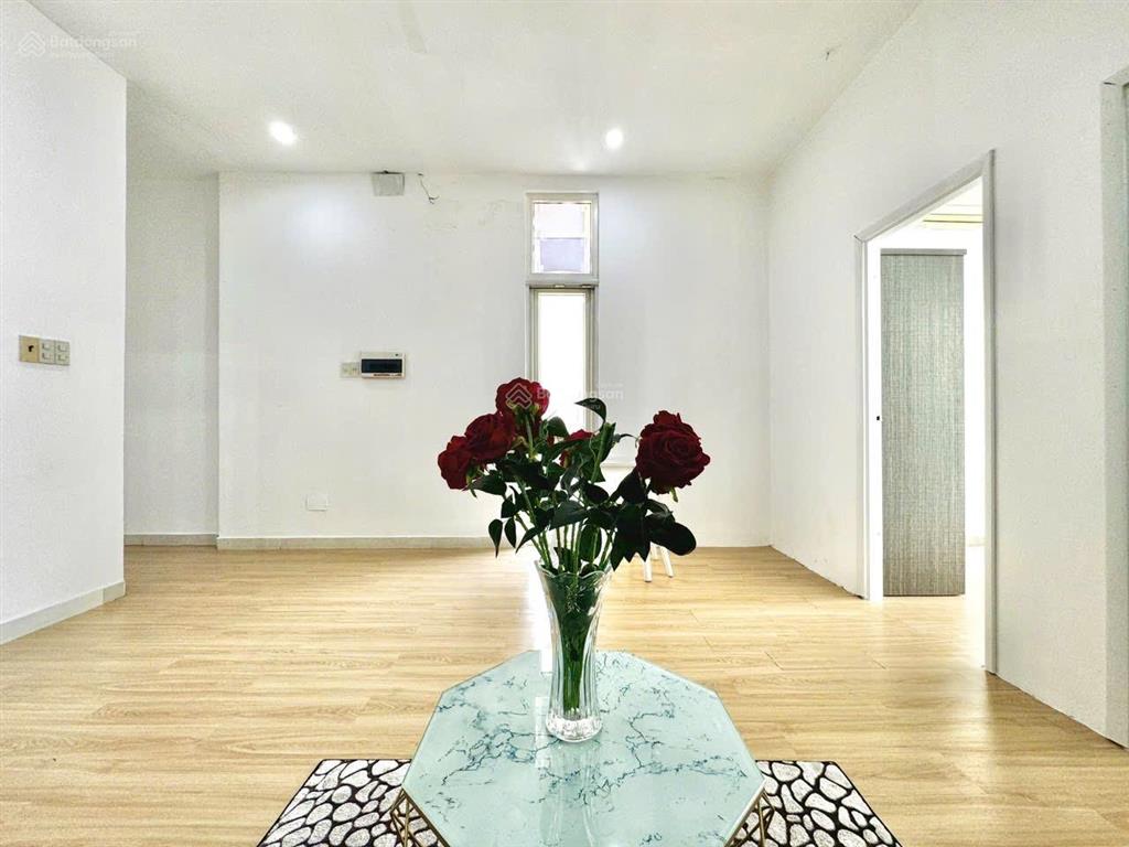 Cho thuê căn hộ 2pn balcony rộng 60m2  cầu thị nghè  vx điện biên phủ  n4 hàng xanh  landmark81