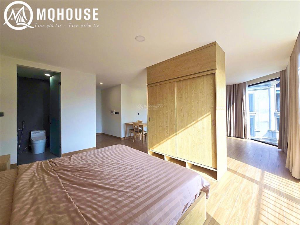 Cho thuê căn hộ mini balcony rộng 45m2 ngay chợ bến thành  bùi viện  đh hoa sen  takashimaya